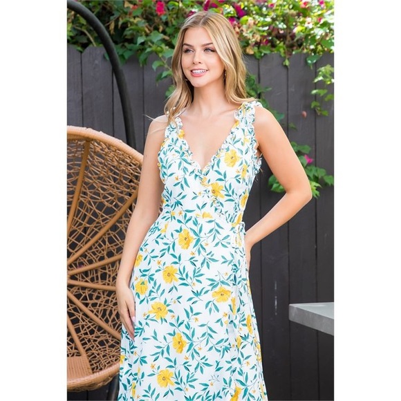 LAST 3️⃣ WHITE YELLOW GREEN FLORAL RUFFLE DETAIL LONG BACK DRESS - Picture 2 of 7